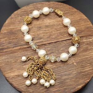 B2402 edwardian aurora borealis pearl and‎ 14k gold closure bracelet
